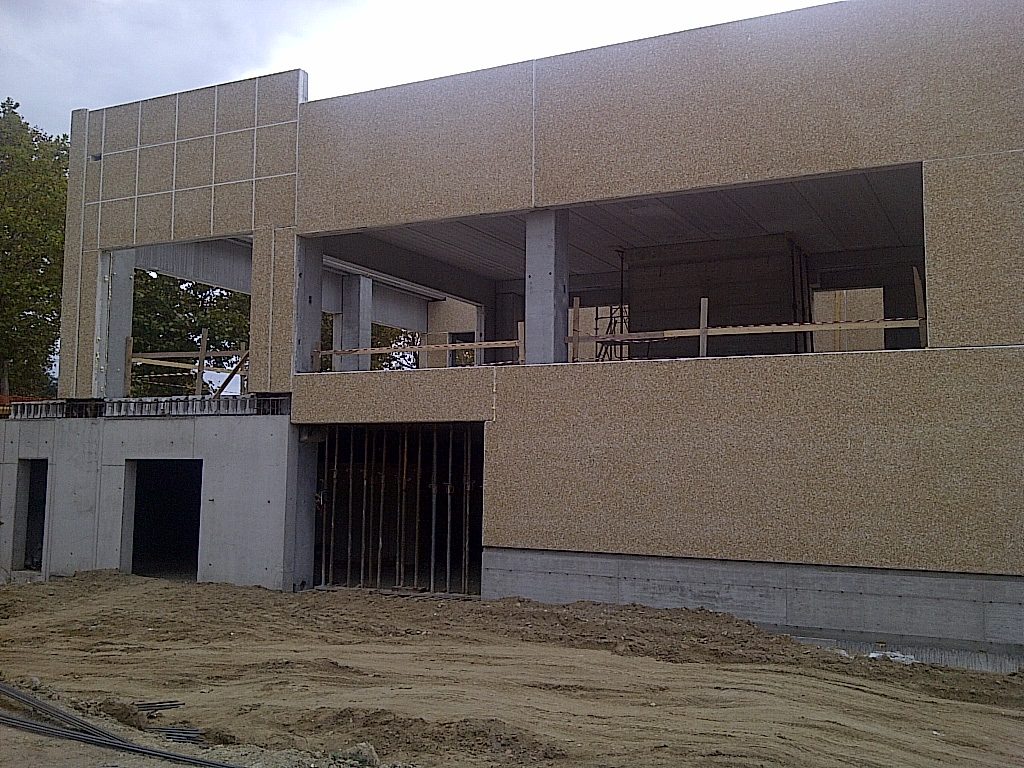 IMG-20111024-02573